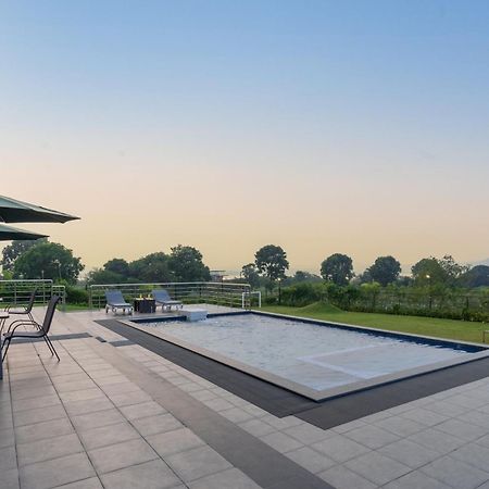 Casa Boho By Stayvista - Contemporary Design, Farm-View, Swimming Pool & Indoor Games For A Chic Retreat Nashik Exterior foto
