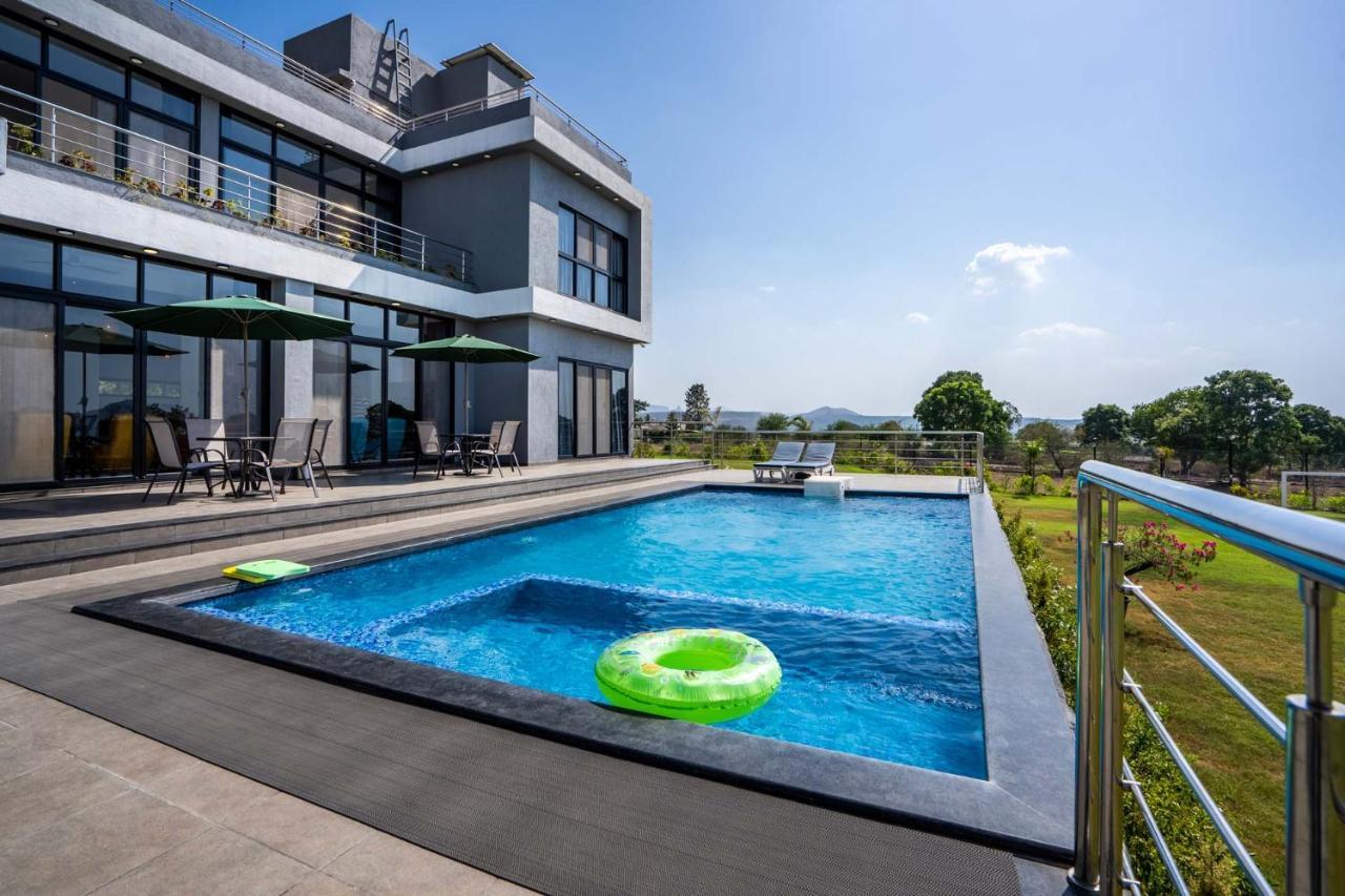 Casa Boho By Stayvista - Contemporary Design, Farm-View, Swimming Pool & Indoor Games For A Chic Retreat Nashik Exterior foto