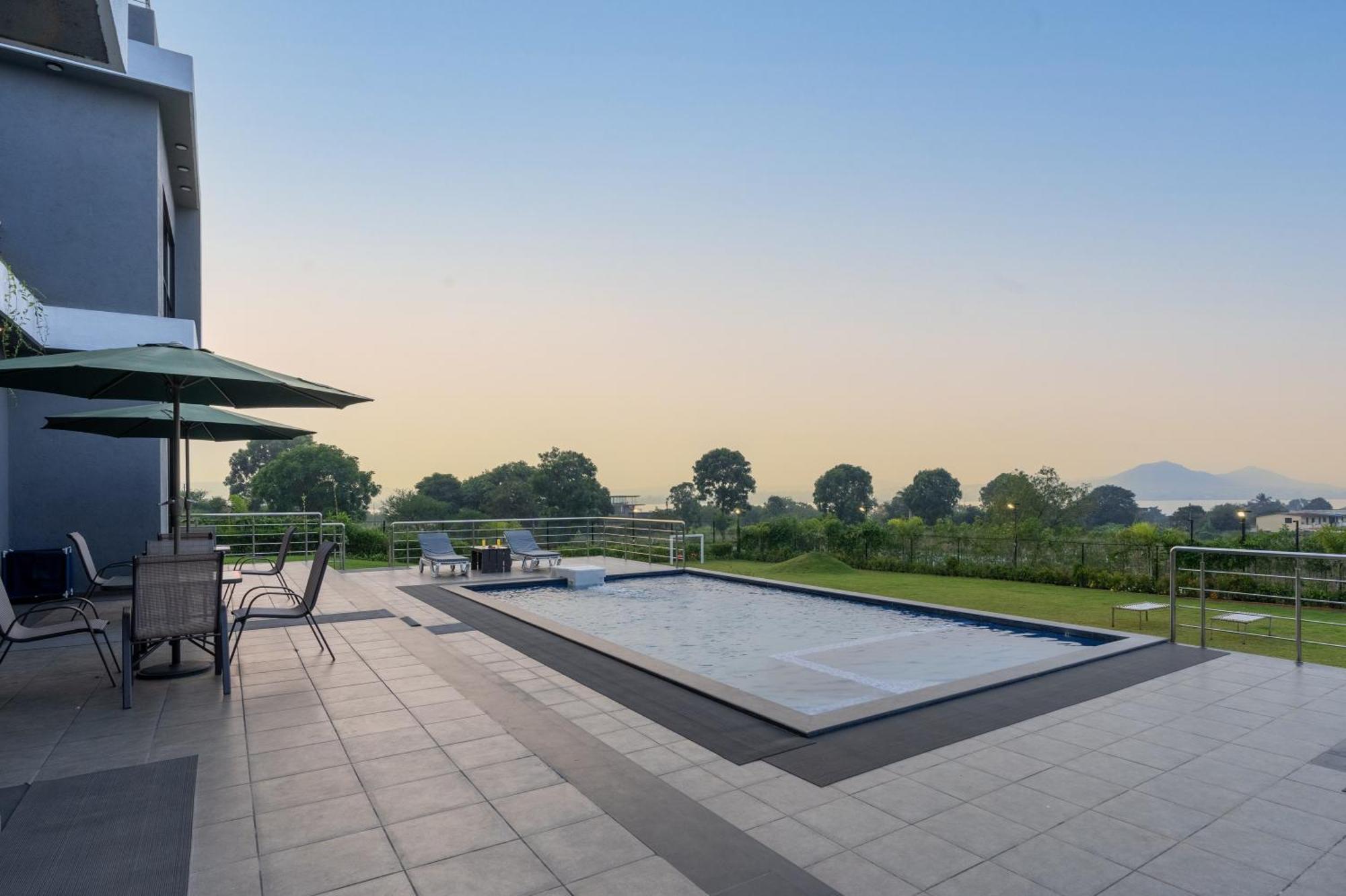 Casa Boho By Stayvista - Contemporary Design, Farm-View, Swimming Pool & Indoor Games For A Chic Retreat Nashik Exterior foto